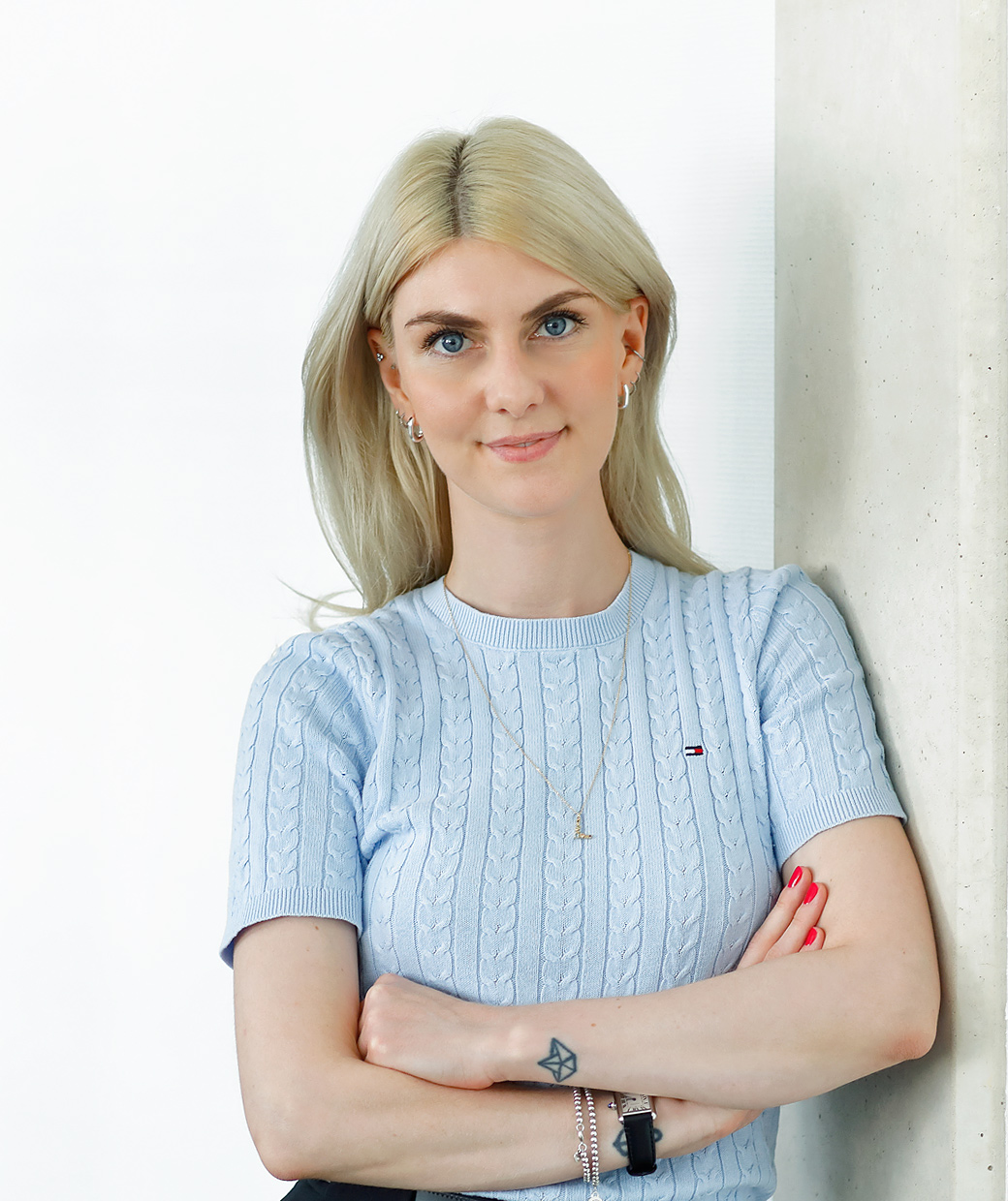 metasystems-contact-laura-moncada